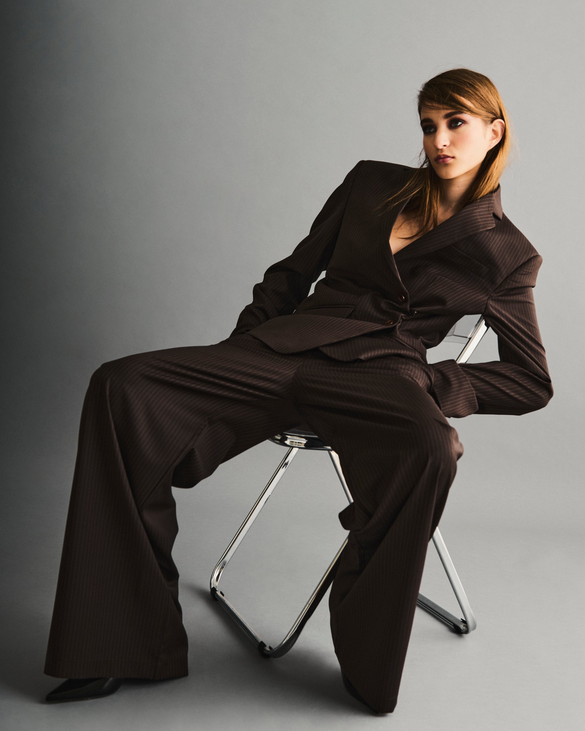 PANTALÓN GRETA CHOCOLATE LÍNEAS